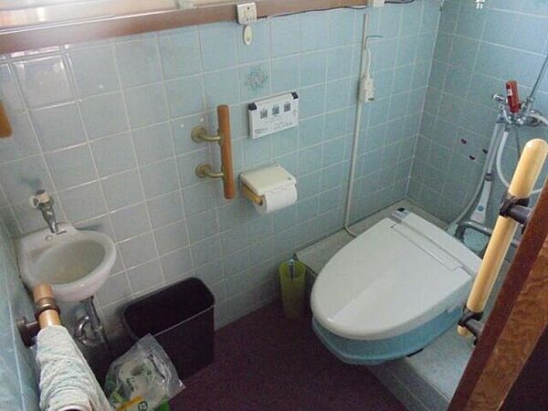 トイレを拡大表示