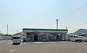 ファミリーマート高松仏生山南店