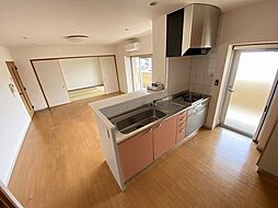 高知市青柳町　3LDK　3F(初期費用減額CP) 3階3LDKのリビング/ダイニング