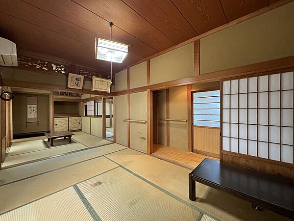 室内