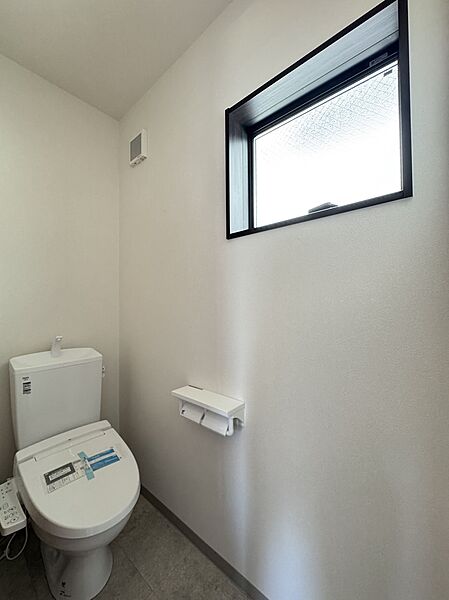 トイレを拡大表示