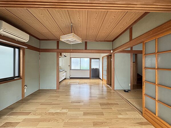 室内