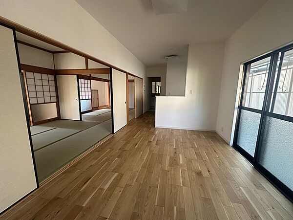 リビング/ダイニング