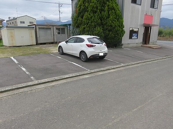 駐車場を拡大表示