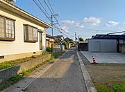 入り口です。車1台駐車可能です。