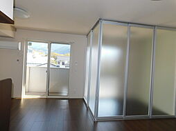 パールリリィ 2階1LDKのリビング/ダイニング