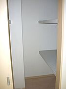 ウォークインクローゼット内