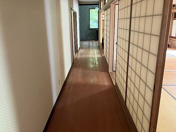 室内を拡大表示