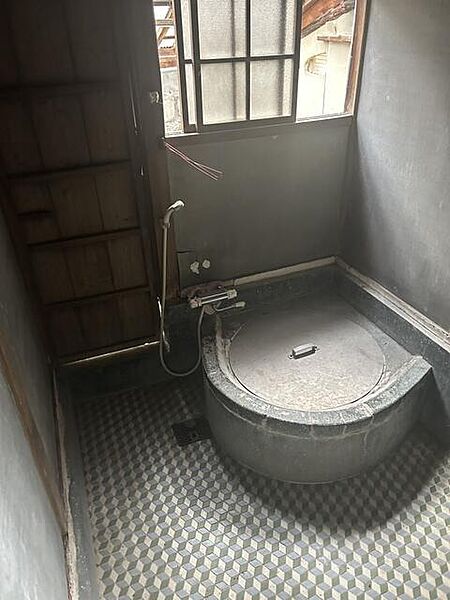 浴室を拡大表示