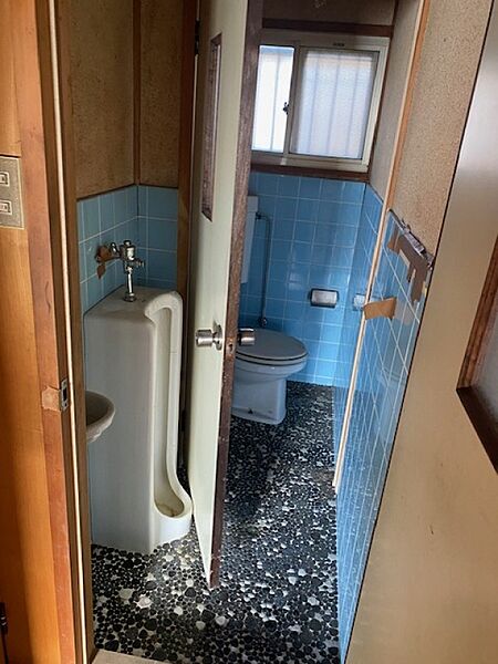 トイレを拡大表示