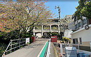 坂出市立川津小学校まで徒歩7分（450ｍ）