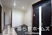 神田　築浅戸建て