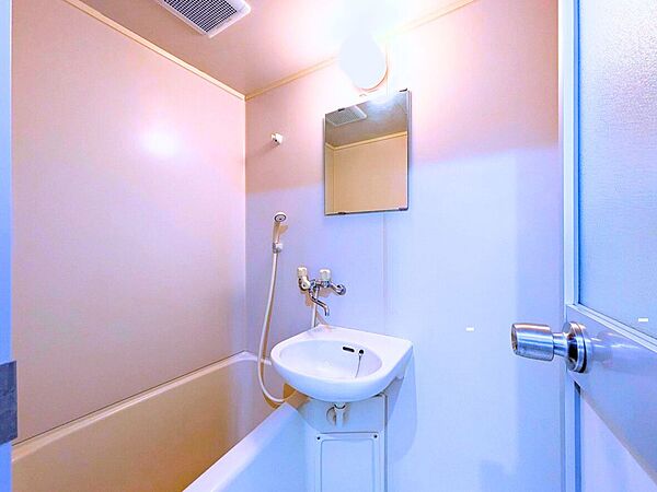 浴室を拡大表示