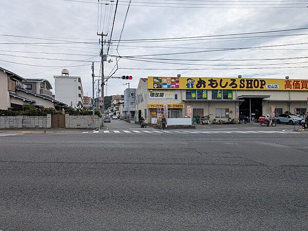 周辺を拡大表示