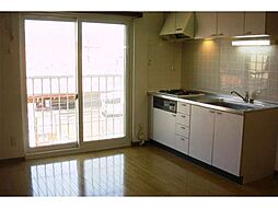 須藤善アパート 205号室 1階3LDKの間取り