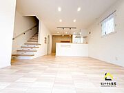 ＬＤＫ　広々ＬＤＫです。家具の配置のしやすい間取りを確保