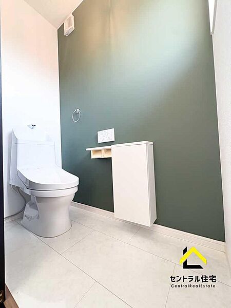 トイレを拡大表示