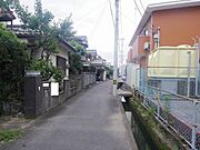 徒歩3分圏内にスーパーやコンビニ・ドラッグストアがありお車が無い方でも生活便利です♪