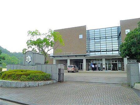 松山市立北中学校 3021m