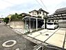 外観：カーポート付きで雨の日の安心です♪