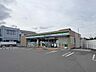 周辺：ファミリーマート 松山小栗六丁目店 626m