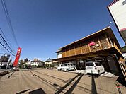 愛媛銀行 久米支店 275m