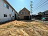 外観：松山環状線や国道56号線も近くて、車での移動もスムーズ♪通勤やお出かけに便利な立地です！