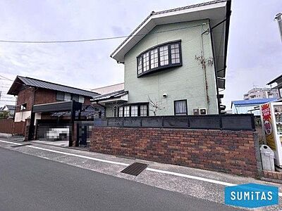 外観:松山市古川南1丁目にあります、6SLDK中古戸建です♪ 外観:松山市古川南1丁目にあります、6SLDK中古戸建です♪