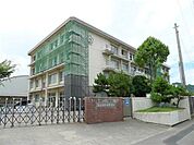 松山市立西中学校 2334m