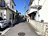 外観：前面道路は幅員約4mです！