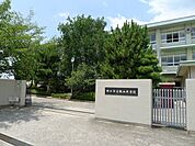 松山市立勝山中学校 1884m