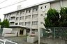 周辺：松山市立道後中学校 764m