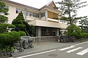 東温市立川内中学校 1913m