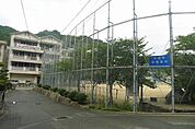 松山市立湯山小学校 367m