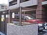 外観：ゴミステーションもあります♪柵や扉もついているので、動物などの被害をふせいでくれるのが嬉しいですね♪