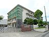 周辺：松山市立西中学校 907m