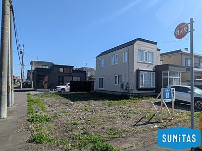 外観:【現地】JR「稲積公園」駅が徒歩圏にあり、バス利用で宮の沢方面へのアクセスも可能。 外観:【現地】JR「稲積公園」駅が徒歩圏にあり、バス利用で宮の沢方面へのアクセスも可能。