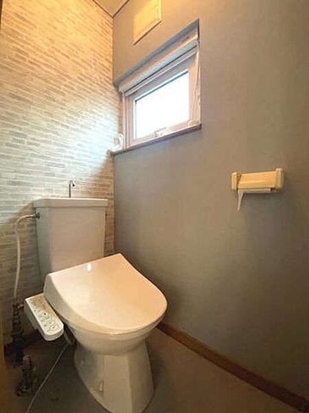 トイレを拡大表示