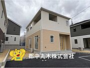 子育て世代に贈る、明るい陽光に包まれた家」