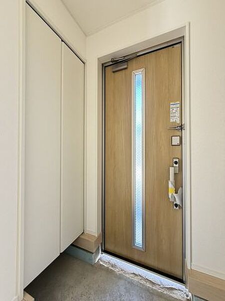 玄関を拡大表示