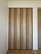 この住まいは暮らしの動きに合わせて片付けやすく、すっきり保ちながら日常の整えやすさを支えてくれます。