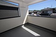 ルーフバルコニーは外出時の急な雨にも安心♪