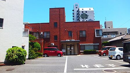 安東循環器内科クリニック 128m