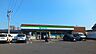 周辺：ファミリーマート　六坊北町店 909m