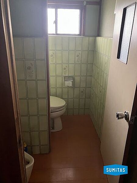 トイレを拡大表示