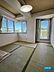 室内：こちらの部屋からもバルコニーへ出られます◎