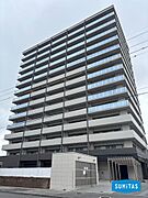 14階建てのマンションです。