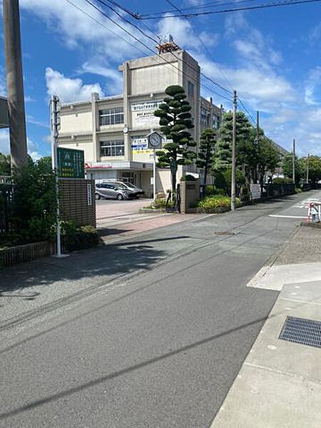 周辺を拡大表示