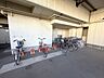 その他：【駐輪場】雨や風から大切な自転車を守れる屋根付き駐輪場。