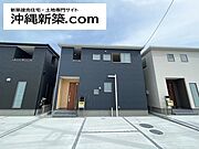 建物全体の形が正面から伝わります